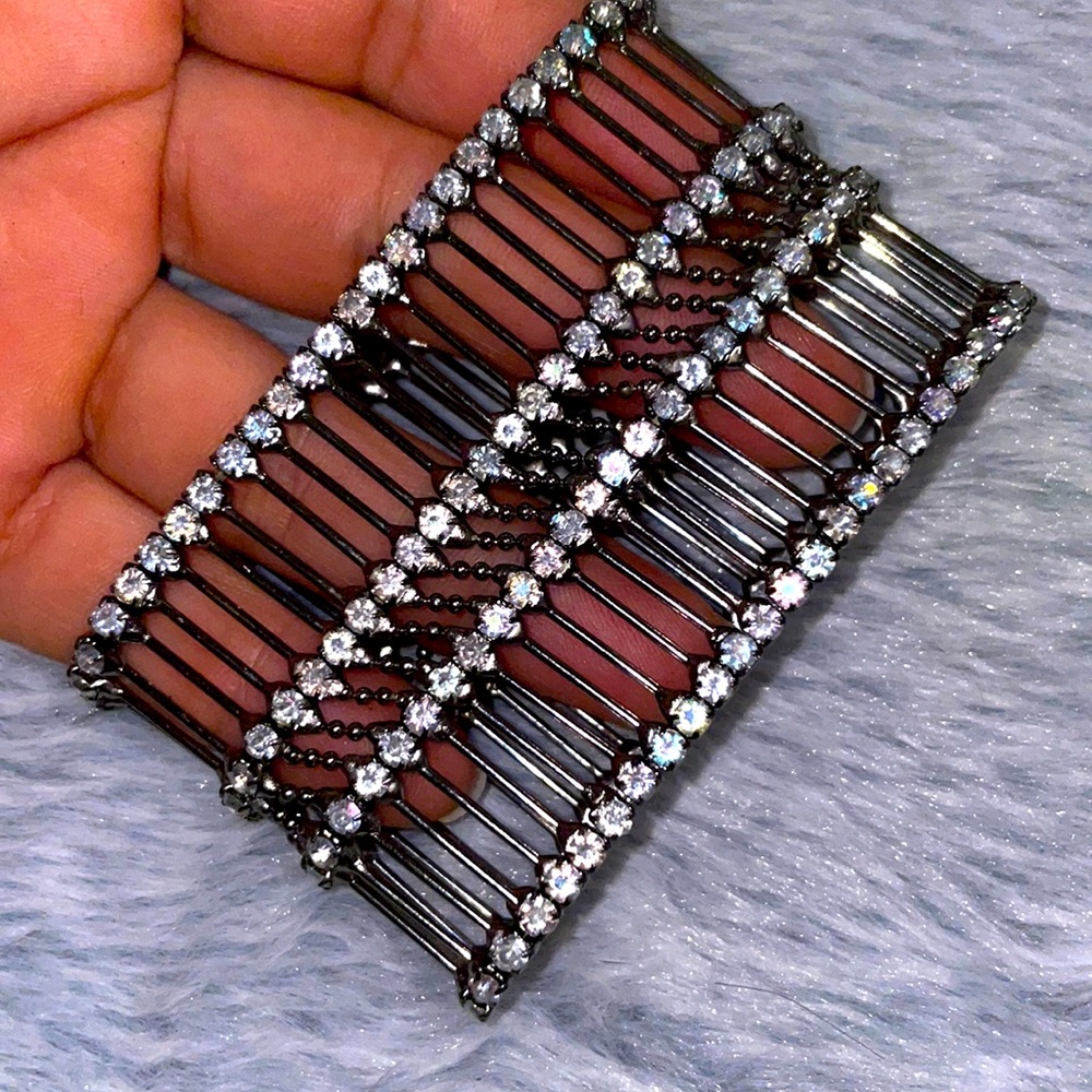 Beautiful Jeweled Chunky Statement Stretch Bracelet
